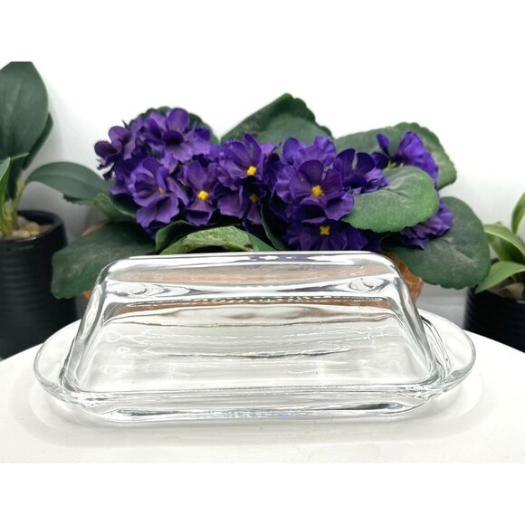Clear Glass Butter Dish With Lid - Picture 1 of 4